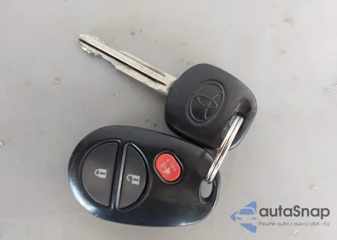 2013 Toyota Tacoma Prerunner V6 из США, поврежденный, VIN 3TMJU4GN0DM152669